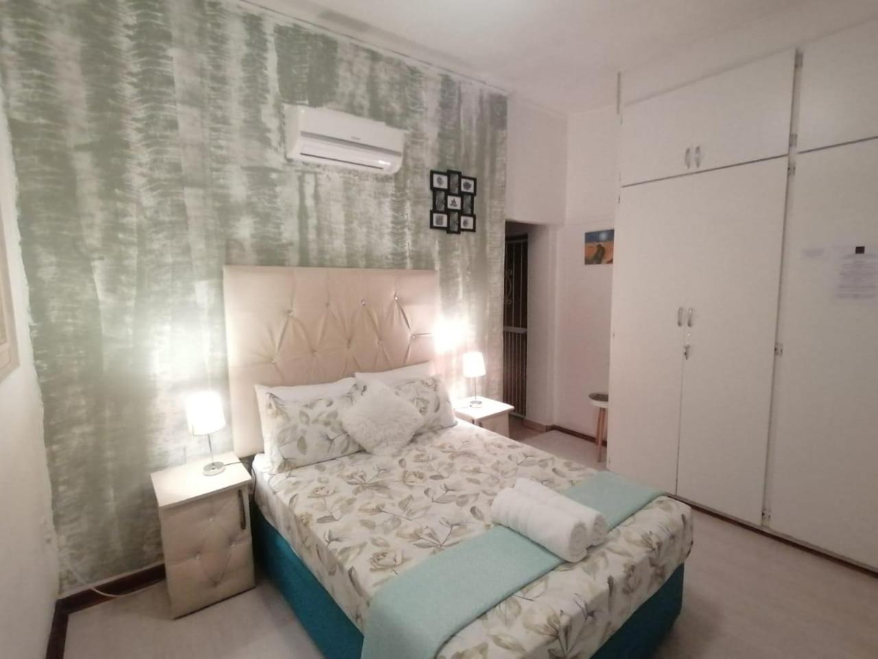 Palm View Guest House Претория Стая снимка